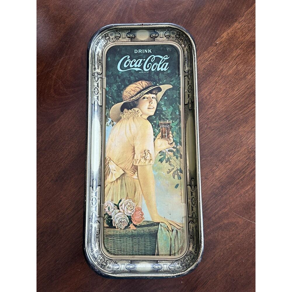 Vintage Coca Cola Tray 1972 Printed In USA Advertising 1916 WW1 Girl "Elaine"